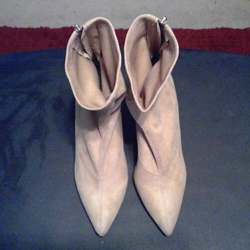 Steve Madden - Picture 4 of 8